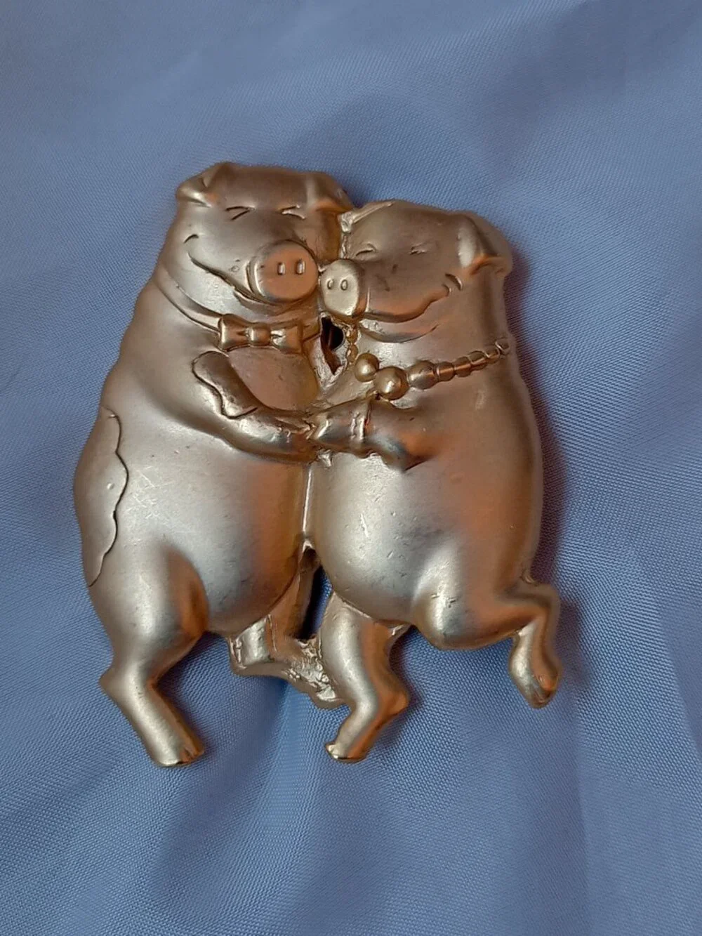 JJ Dancing Pigs Brooch